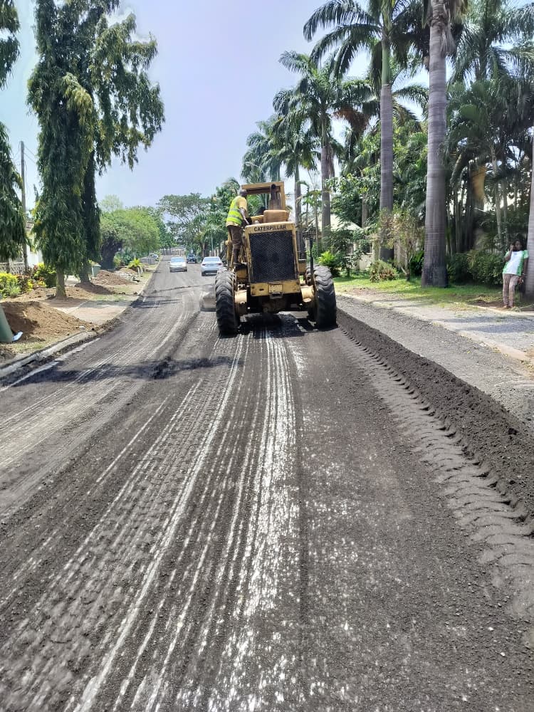 Residential Estate Access Road & Finished Asphalt Surfacing
